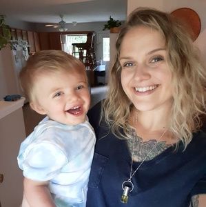 Meet your Posher, Skylar